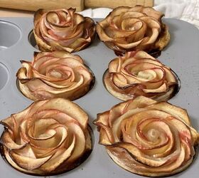 baked apple rose wreath, Baked apple roses cooling in a muffin pan