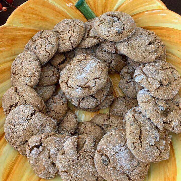 delicious ina garten ginger cookies for fall, Here are the Ina Garten Ginger Cookies as thy are in a beautiful ceramic pumpkin bowl