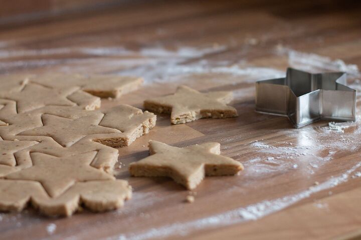 spiced christmas biscuits recipe, Spiced biscuit dough cut into star shapes