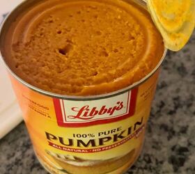 the best creamy pumpkin soup recipe, Opening can of pumpkin pure