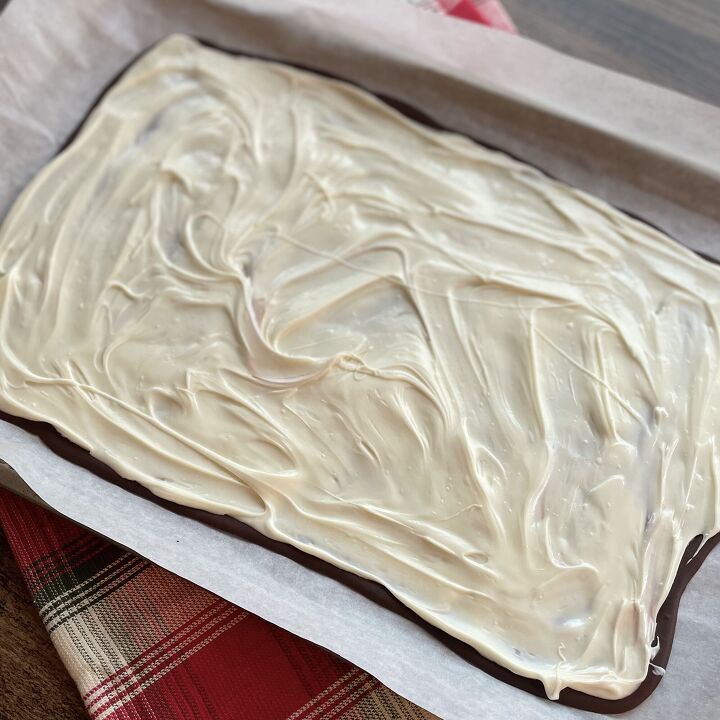 easy peppermint bark