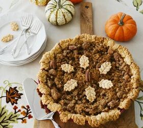Pumpkin-Pecan Streusel Pie With Pecan Piecrust