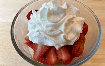 Super Easy and Light Strawberries and Cream