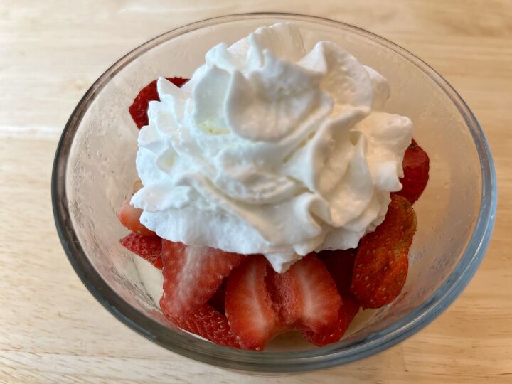 super easy and light strawberries and cream