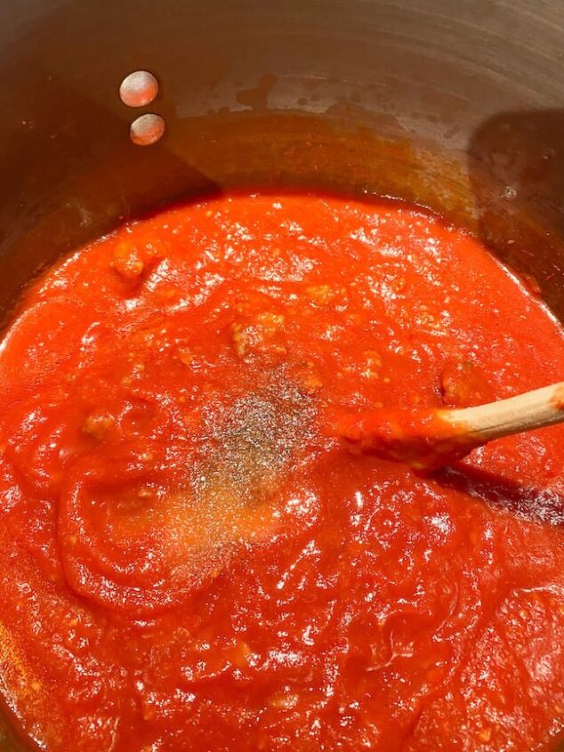 cheesy manicotti with italian sausage tomato sauce