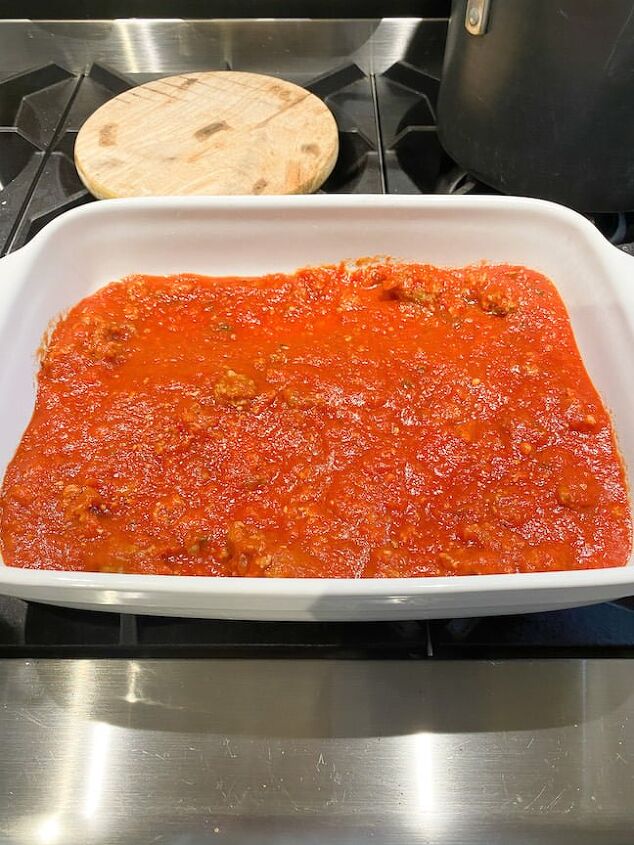 cheesy manicotti with italian sausage tomato sauce