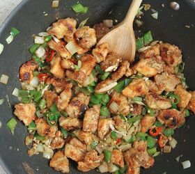 <b>Our dinner suggestion:</b> Salt & chilli chicken