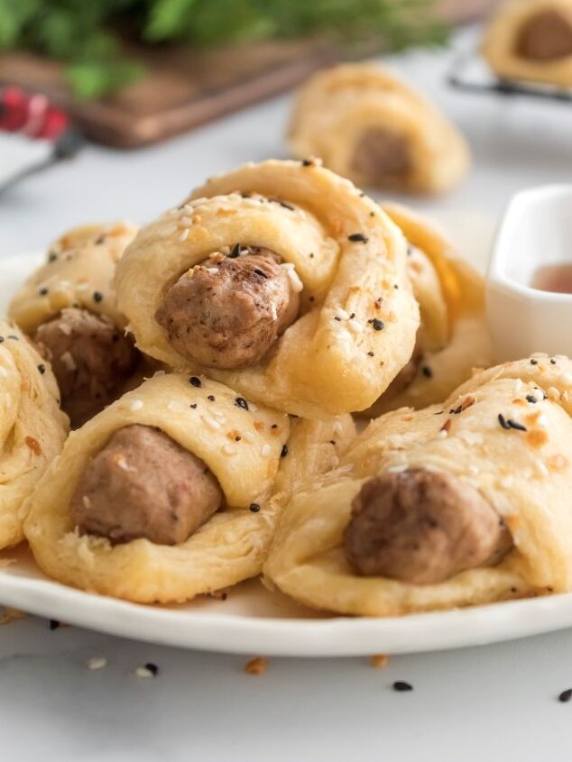 Easy Breakfast Sausage Crescent Rolls For The Holidays Midwest Life and Style Blog