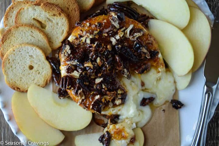 baked brie with fig jam, Baked Brie with Fig Jam close up with gooey cheese