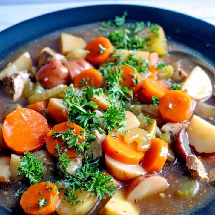 hearty vegan irish stew, Super up close picture of stew