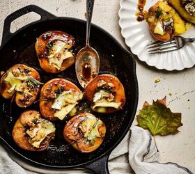 Baked Apples With Brie and Walnuts