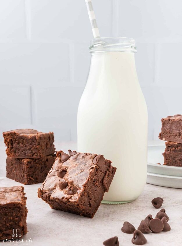 easy fudgy condensed milk brownies recipe, Brownies with a glass of milk