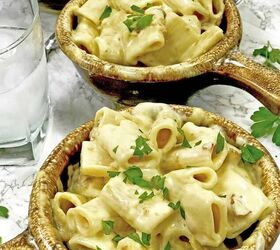 Proof that you can make mac and cheese  from scratch faster than from the box