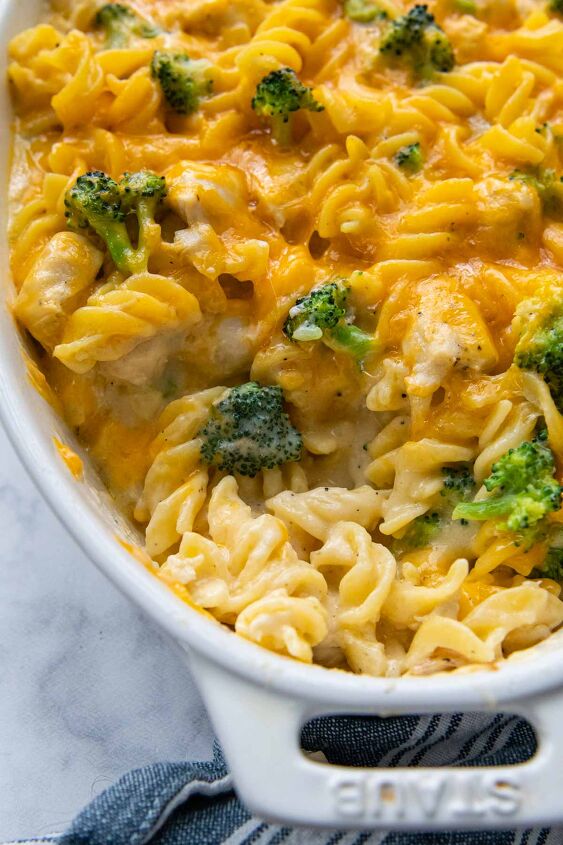 chicken and broccoli pasta bake, close up of the inside of the pasta casserole with a scoop taken out