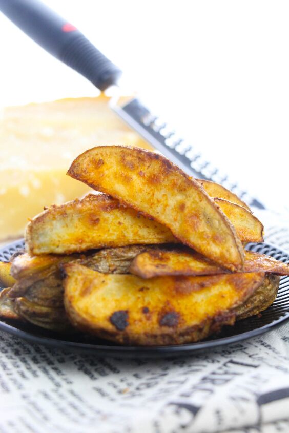 baked garlic parmesan potato wedges recipe, garlic parmesan potato wedges