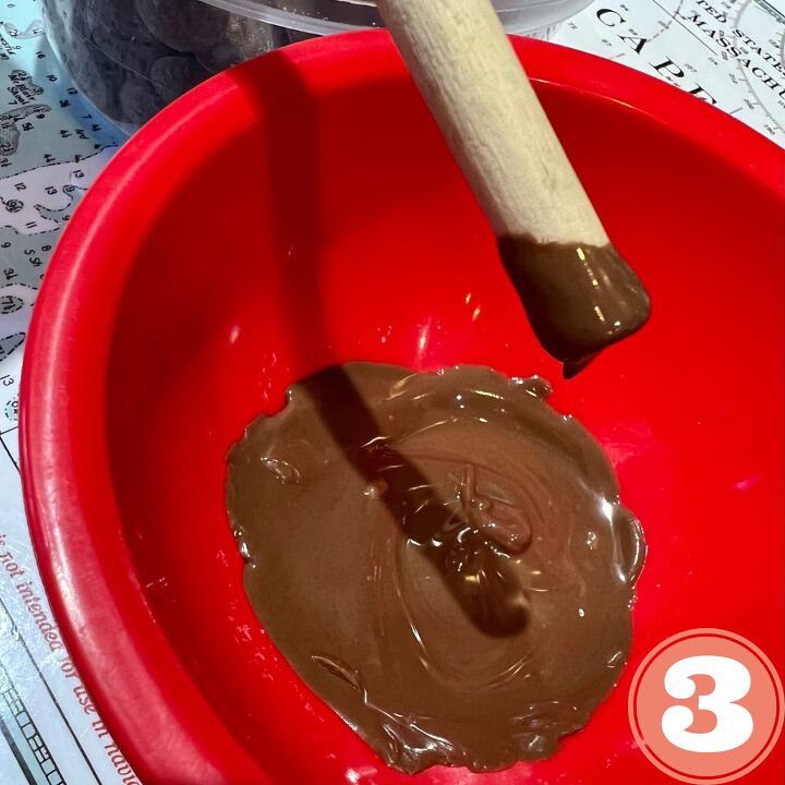 melted chocolate frozen whipped cream bites ww 1 pt, Melt your chocolate in the microwave for 30 seconds