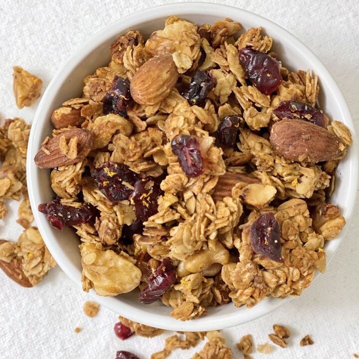 merry christmas granola, Merry Christmas Granola close up in a white dish