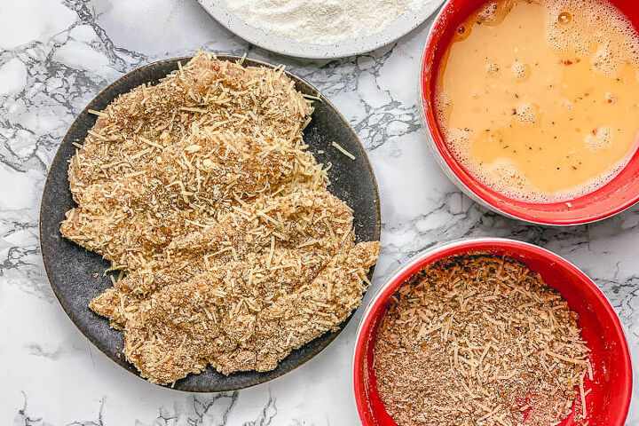 crispy chicken parmesan recipe, The best easy chicken recipe you ll ever try This chicken parmesan is made with a flavorful crispy coating and baked with homemade marinara sauce and plenty of cheese before served over spaghetti or zucchini noodles bakedchickenparmesan crispychickenparmesan glutenfreechickenparmesan ovenbakedchickenparmesan