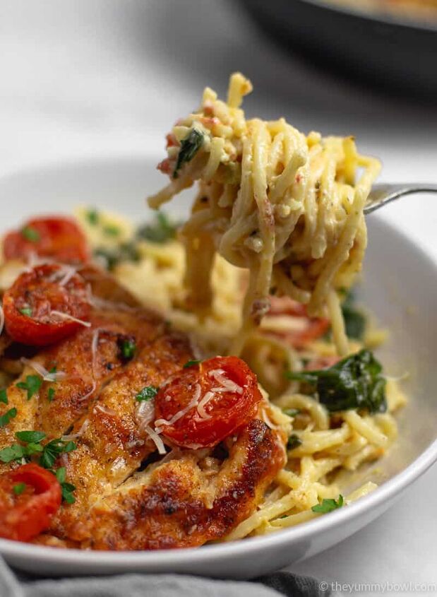 creamy chicken pasta in white wine sauce, Italian Chicken Pasta in Creamy White Wine Parmesan Sauce