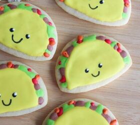 flower sugar cookies with free printable gift tag