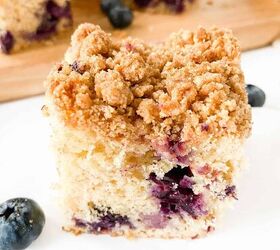 Easy Blueberry Crumb Cake