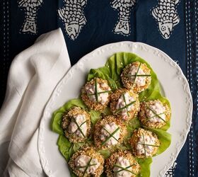 Crabcakes With Roasted Red Pepper Aioli