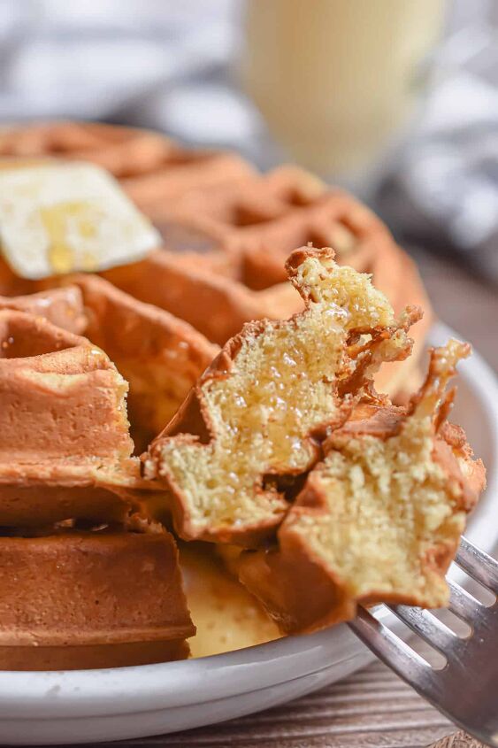 the best eggnog waffles, These waffles are perfect for Christmas morning
