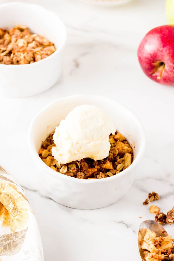 how to make the best apple crisp in an air fryer, Air Fryer Apple Crisp