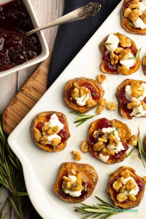 sweet potato appetizers with cranberry sauce and walnuts eat mediter
