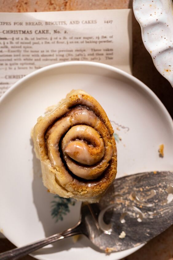 small batch gluten free cinnamon rolls, Who could resist just one