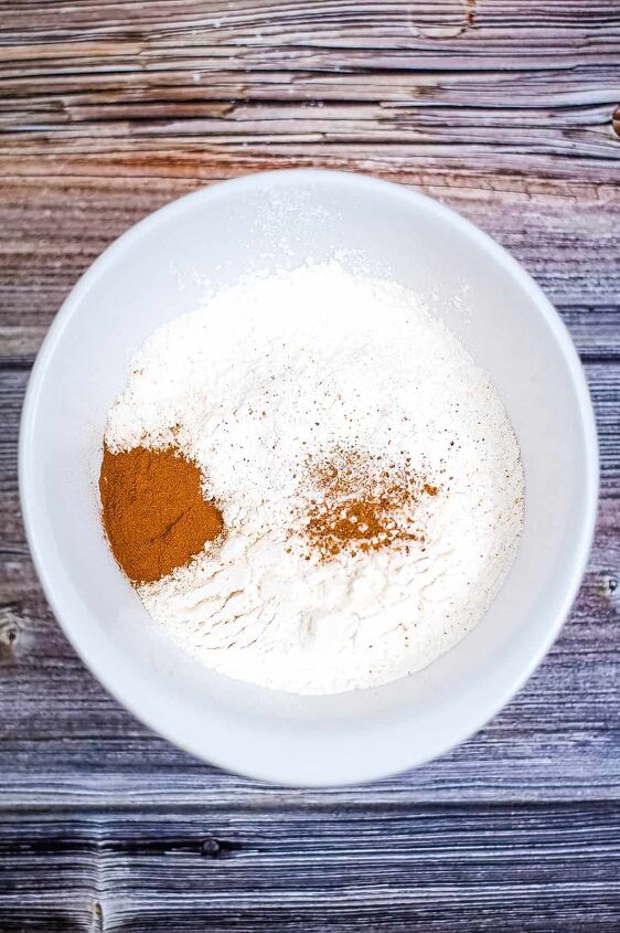 eggnog bundt cake