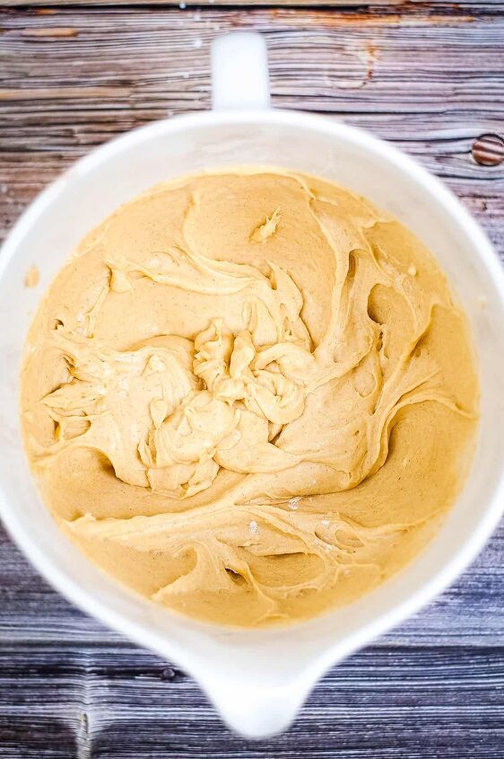 eggnog bundt cake