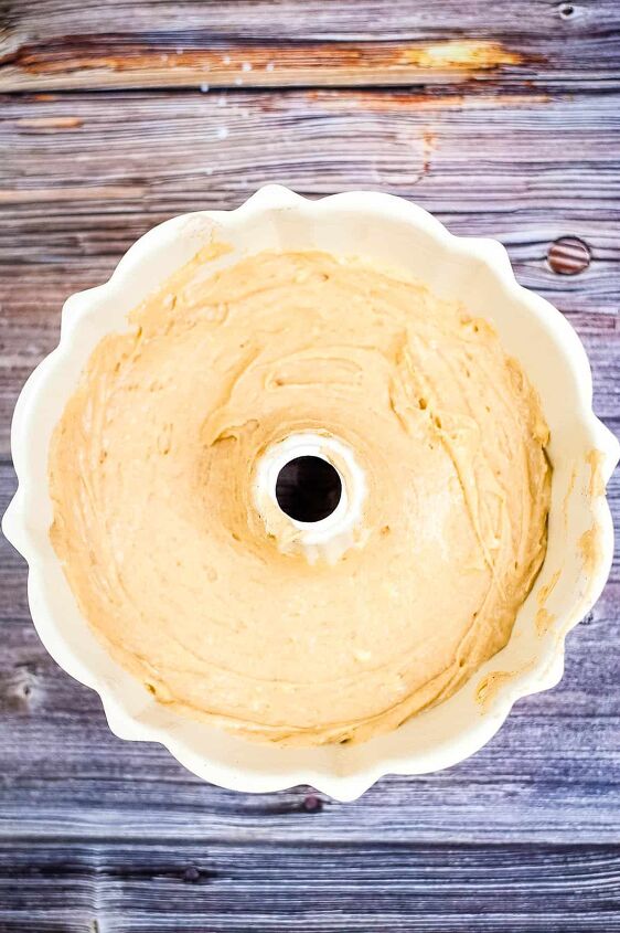 eggnog bundt cake