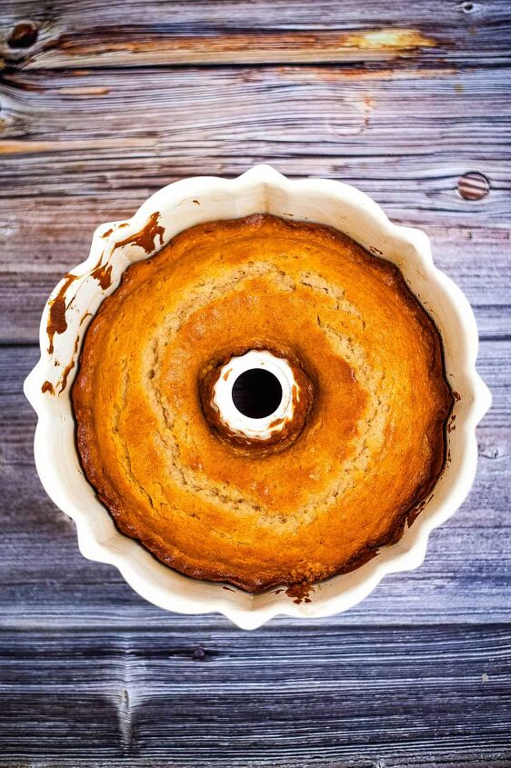eggnog bundt cake