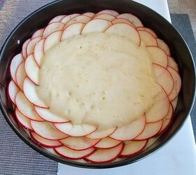 Easy Apple Cake with Just 4 Ingredients! - Kirbie's Cravings
