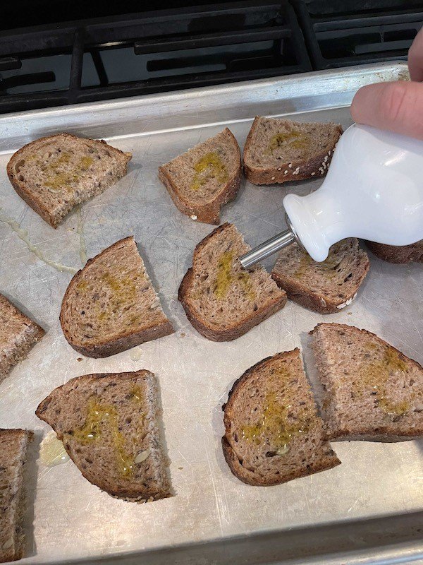 how to make vegan white bean toast appetizer