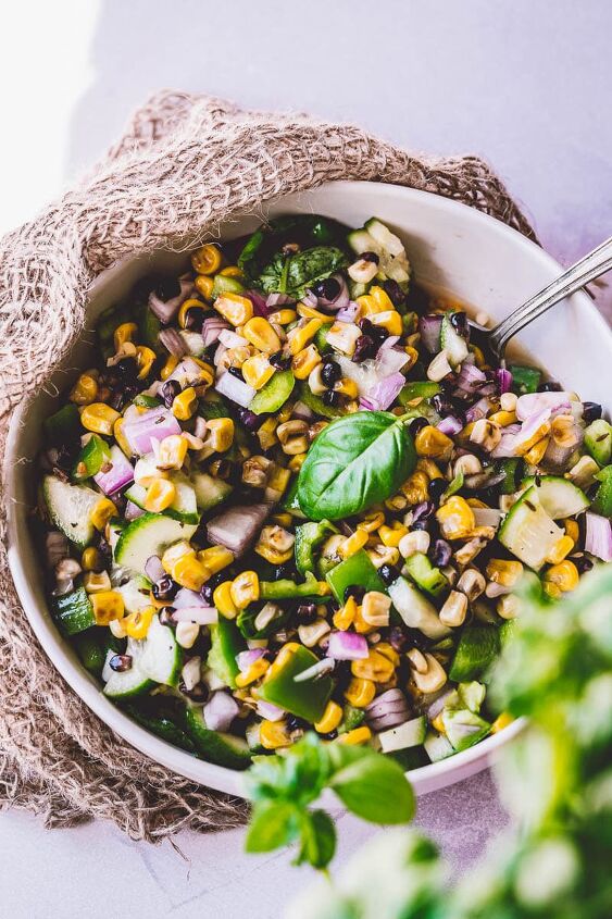 easy grilled corn salad, vegan grilled corn salad topped with fresh basil