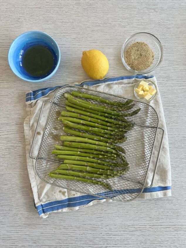 air fryer asparagus recipe, ingredients for air fryer asparagus lemon gluten free breadcrumbs olive oil and butter