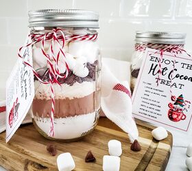 How to Make Hot Chocolate Mix in a Jar + Free Printable Gift Tag