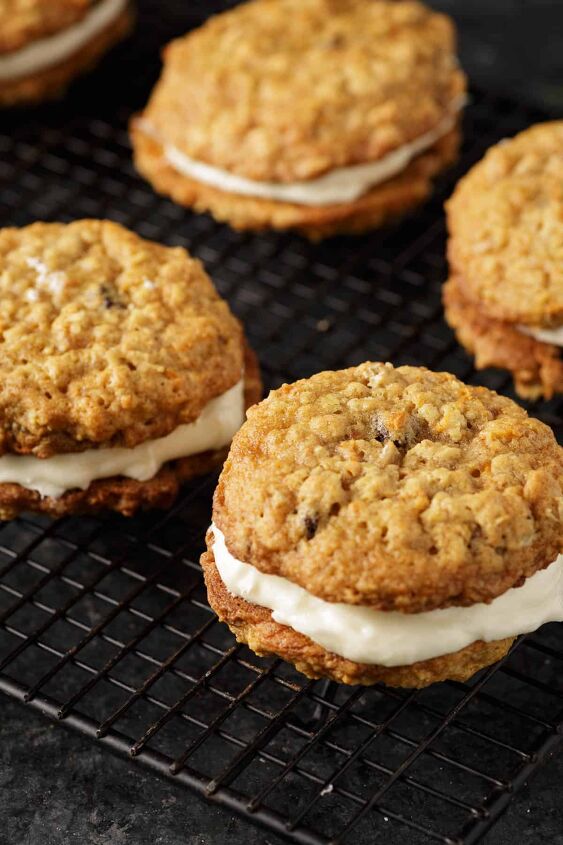 carrot cake cookies, Carrot cake sandwich cookies on a cooling rack