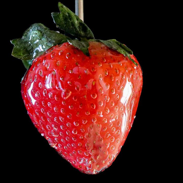 tanghulu candied fruit skewers, Single strawberry on a stick