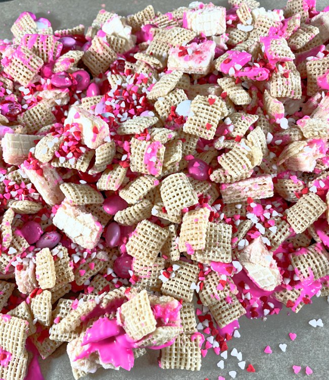 cupid crunch valentine s day chex mix for gifts