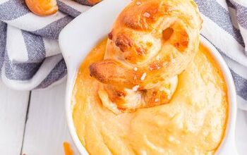 Pretzel Beer Cheese Dip