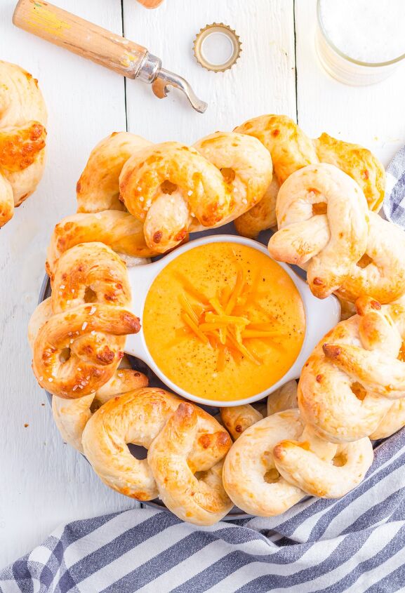 pretzel beer cheese dip, Pretzel beer cheese dip surrounded by pretzels on a plate