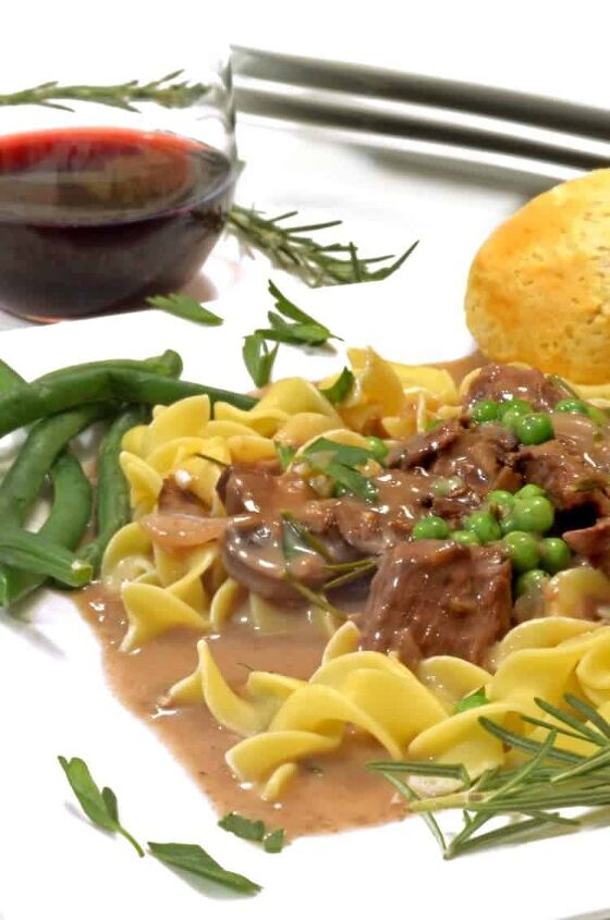 slow cooker rosemary beef tips recipe, Platter Talk