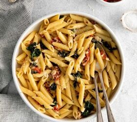 Penne With Sun-Dried Tomatoes And Tuscan Kale - Eat Mediterranean Food