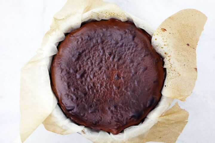 chocolate burnt basque cheesecake