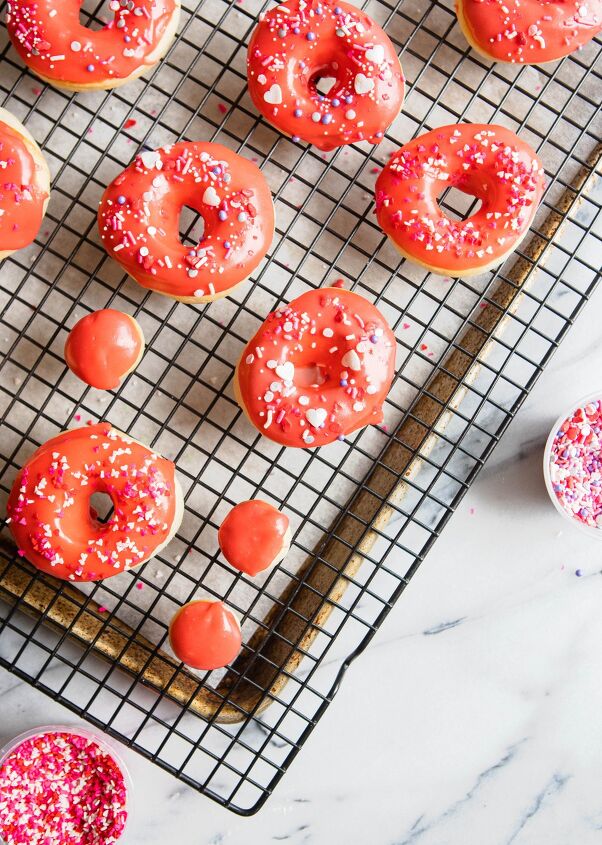 valentine donuts in air fryer basic recipe, red glazed donuts on a cooling rack