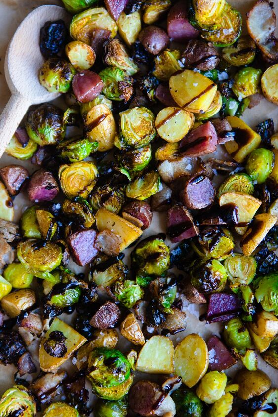 brussel sprouts with bacon and balsamic, brussels sprouts drizzled with balsamic glaze and tossed with potatoes and bacon