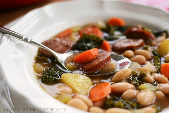 sausage kale and white bean soup